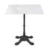 Table carrée à 4 pieds en marbre blanc et fonte, dimensions : H 72 x L 70 x P 70 cm, collection G-Line.