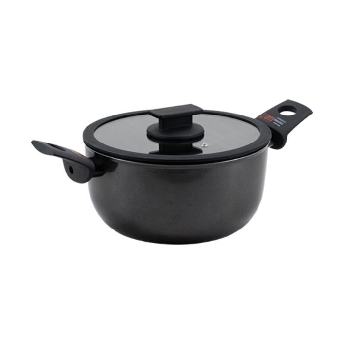 Casserole - Ø 26 CM - Antiadhésive - 6 L - Accademia Mugnano E830113 €53.99 Poêle de cuisson