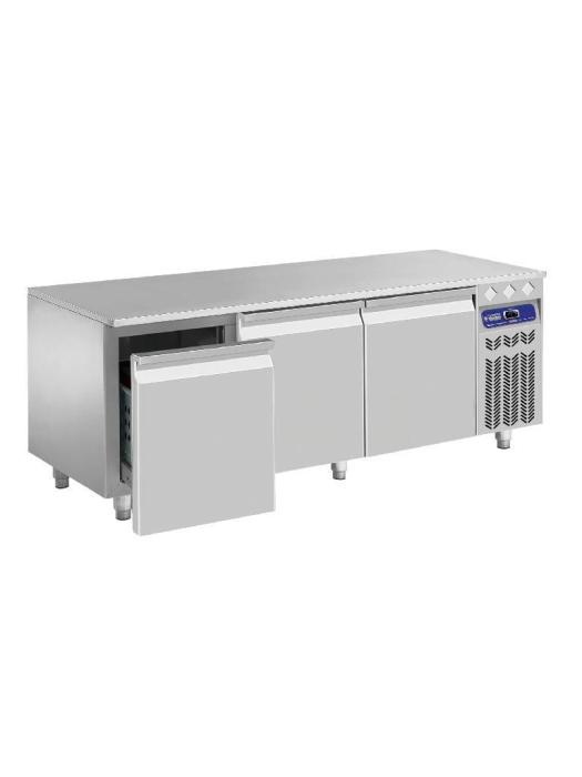 Base réfrigérée - 3 tiroirs - H 65 x 160 x 70 CM - Moteur droit - Diamant - N77/R316G-R2 N77/R316G-R2 €2,196.00 Établis réfrigérés