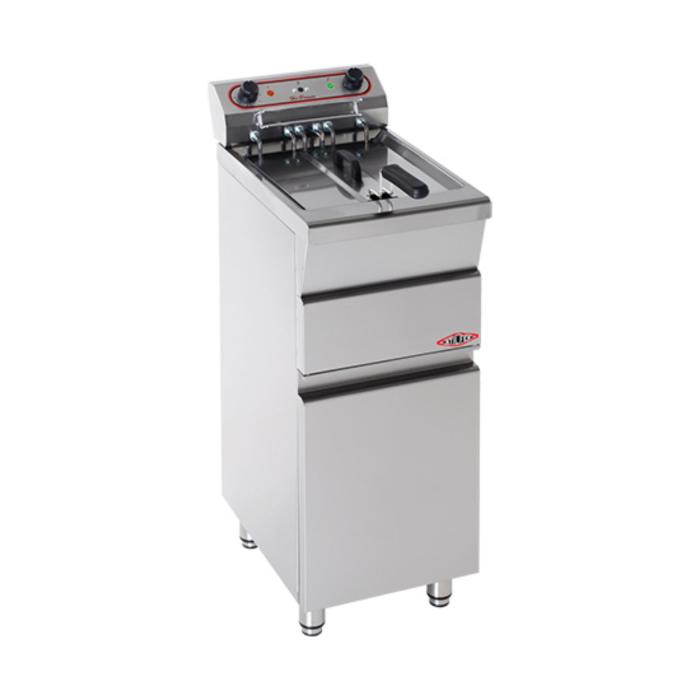 Friteuse - H 90 x 37 x 58 CM - 24 KG - 380 - 415 - Sans - Prise V - 7000 W - Inox - 15 Litre - Electrique - Stilfer - 527115 527115 €878.00 Friteuses 400 volts