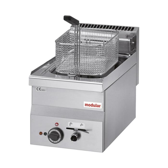 Friteuse - H 28 x 30 x 60 CM - 15 KG - 380 - 415 - Sans - Prise V - 7500 W - Inox - 10 Litres - Electrique - Modulaire - 316654 316654 €875.00 Friteuses 400 volts