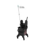 Seau à franges et essoreur - Rouge - Jantex HW636 €65.48 Fourgon de nettoyage