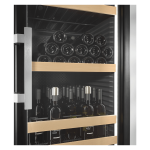 Armoire climatique - Porte vitrée - Noir - Acier - 230V - Perfection - Liebherr WFbli7741-20 €2,024.17 Armoires climatiques pour le vin