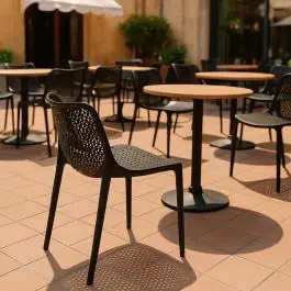 Chaise de patio Bea - Empilable - Noire - Plastique - G-Line